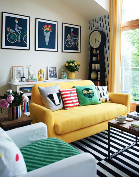 Phòng khách sinh động nhờ sofa màu sắc 1