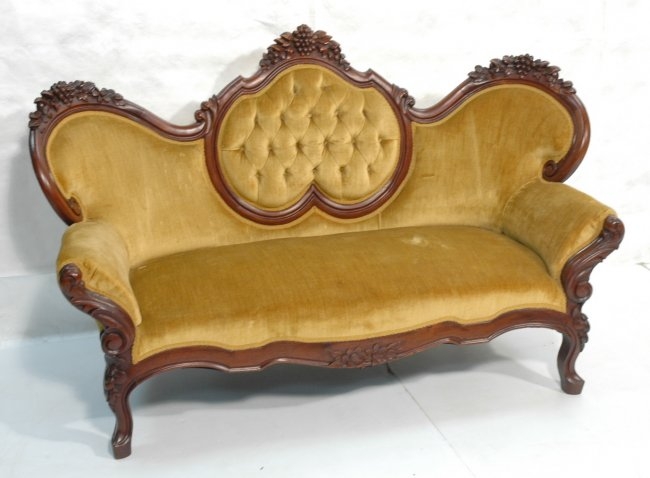 sofa văng khung gỗ bọc da kiểu cổ điển hoàng gia