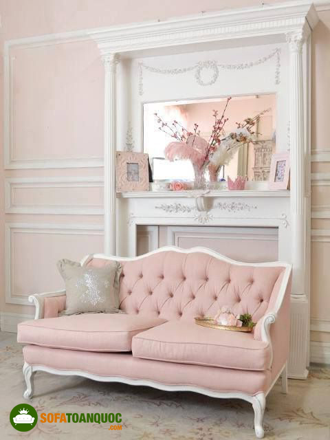ghế sofa màu hồng phong cách hoàng gia